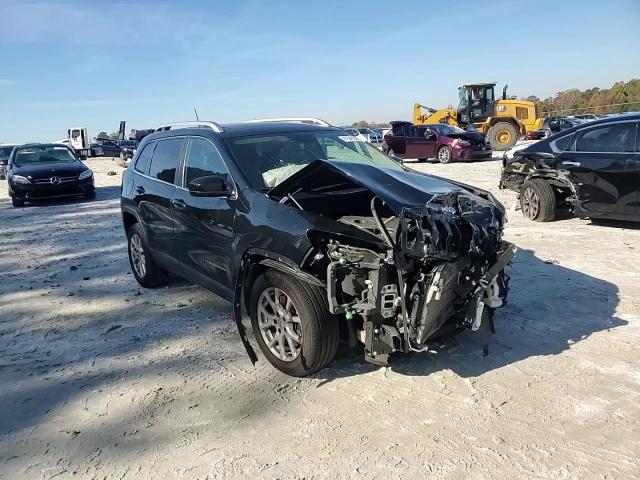 2018 Jeep Cherokee Latitude Plus VIN: 1C4PJLLB2JD504005 Lot: 91241325