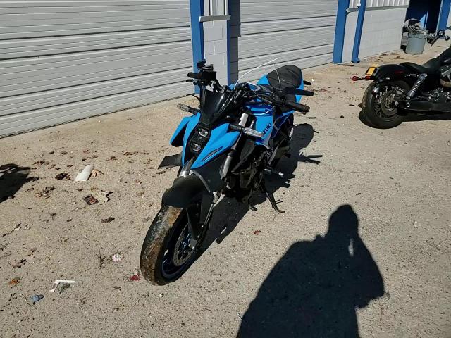 2024 Suzuki Gsx800 R VIN: JS1EM11B0R7100081 Lot: 92261055