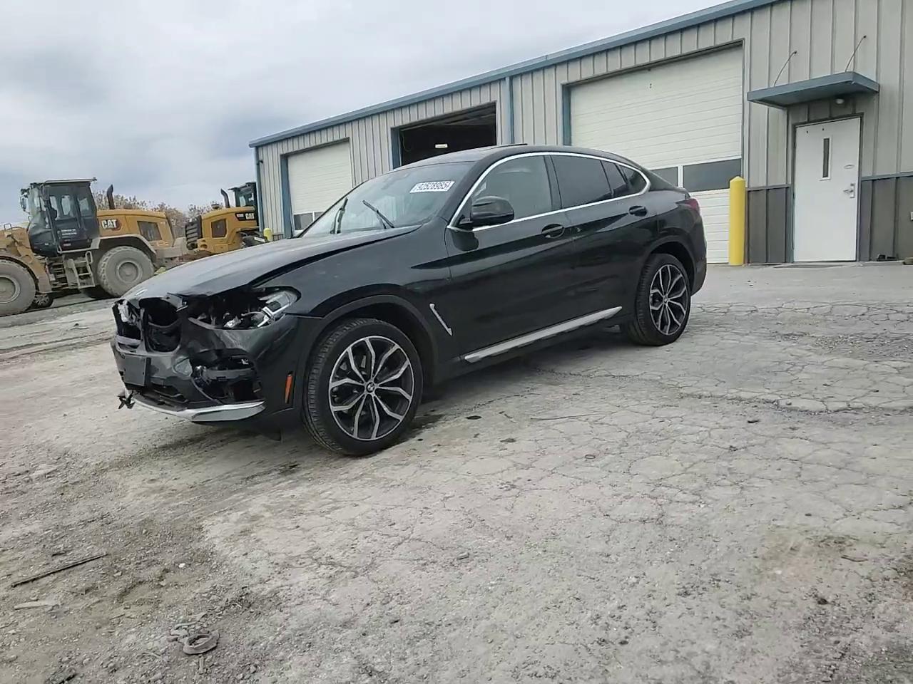 Фото: 5UX2V1C02M9F43235