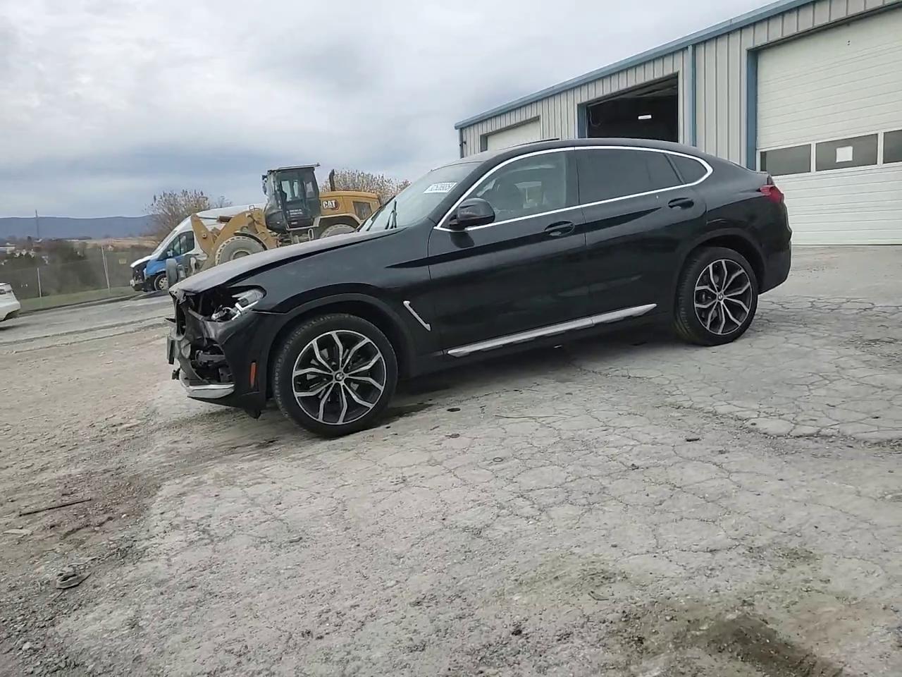 Фото: 5UX2V1C02M9F43235