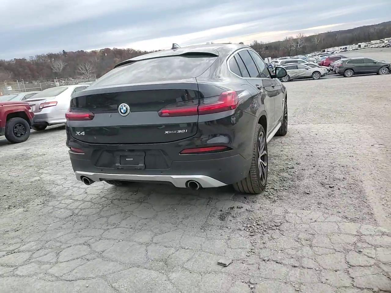 Фото: 5UX2V1C02M9F43235