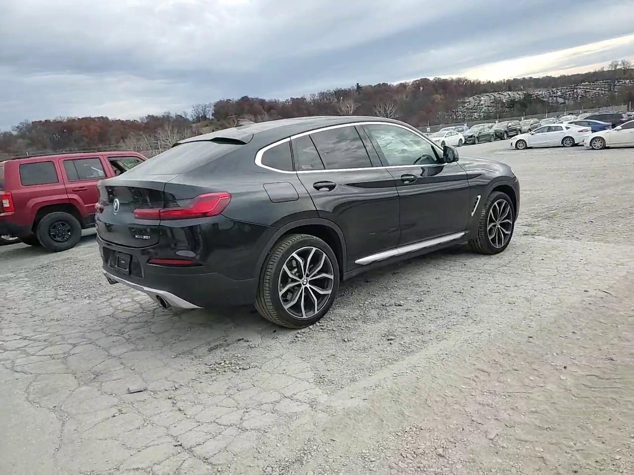 Фото: 5UX2V1C02M9F43235