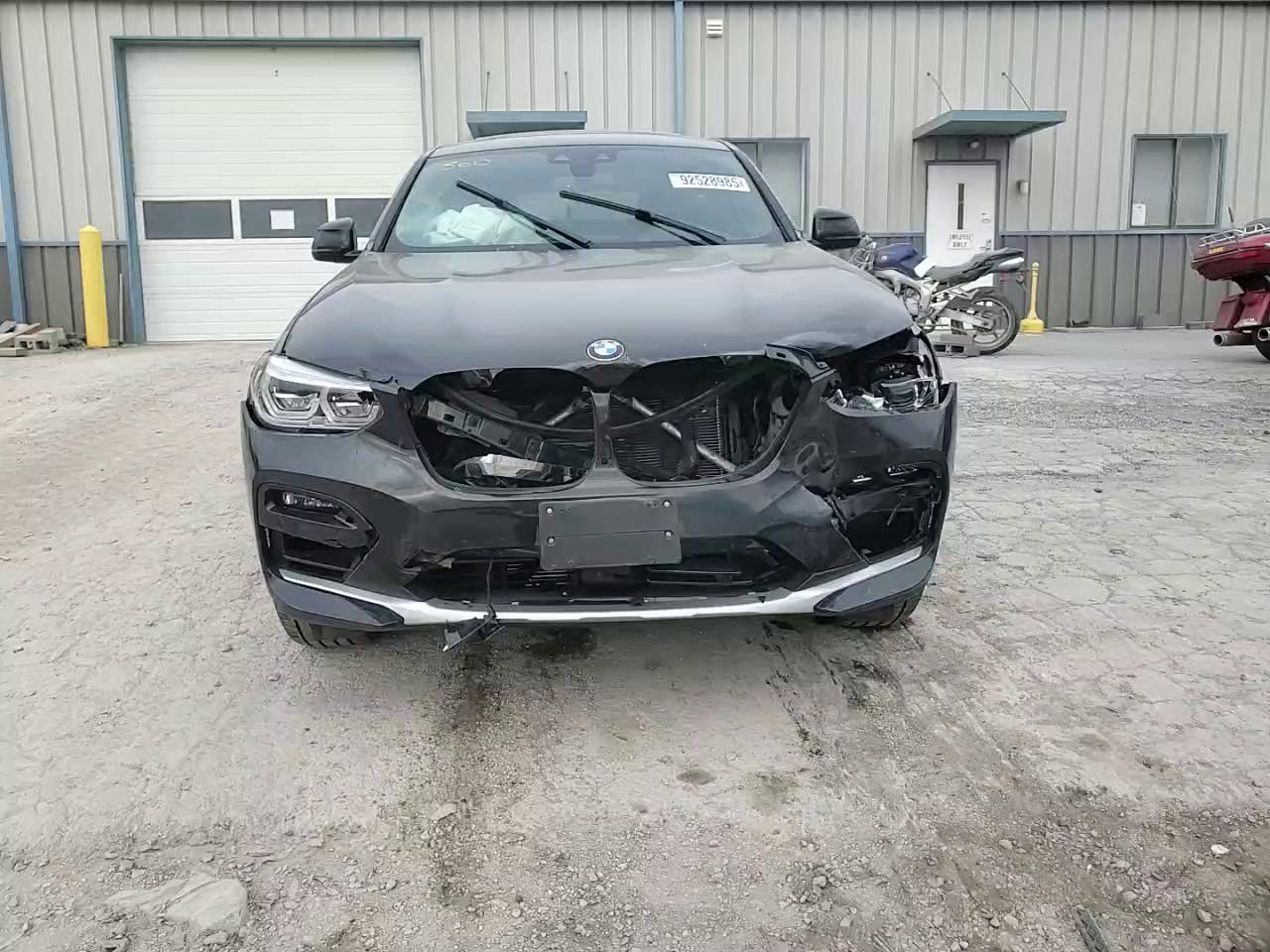 Фото: 5UX2V1C02M9F43235