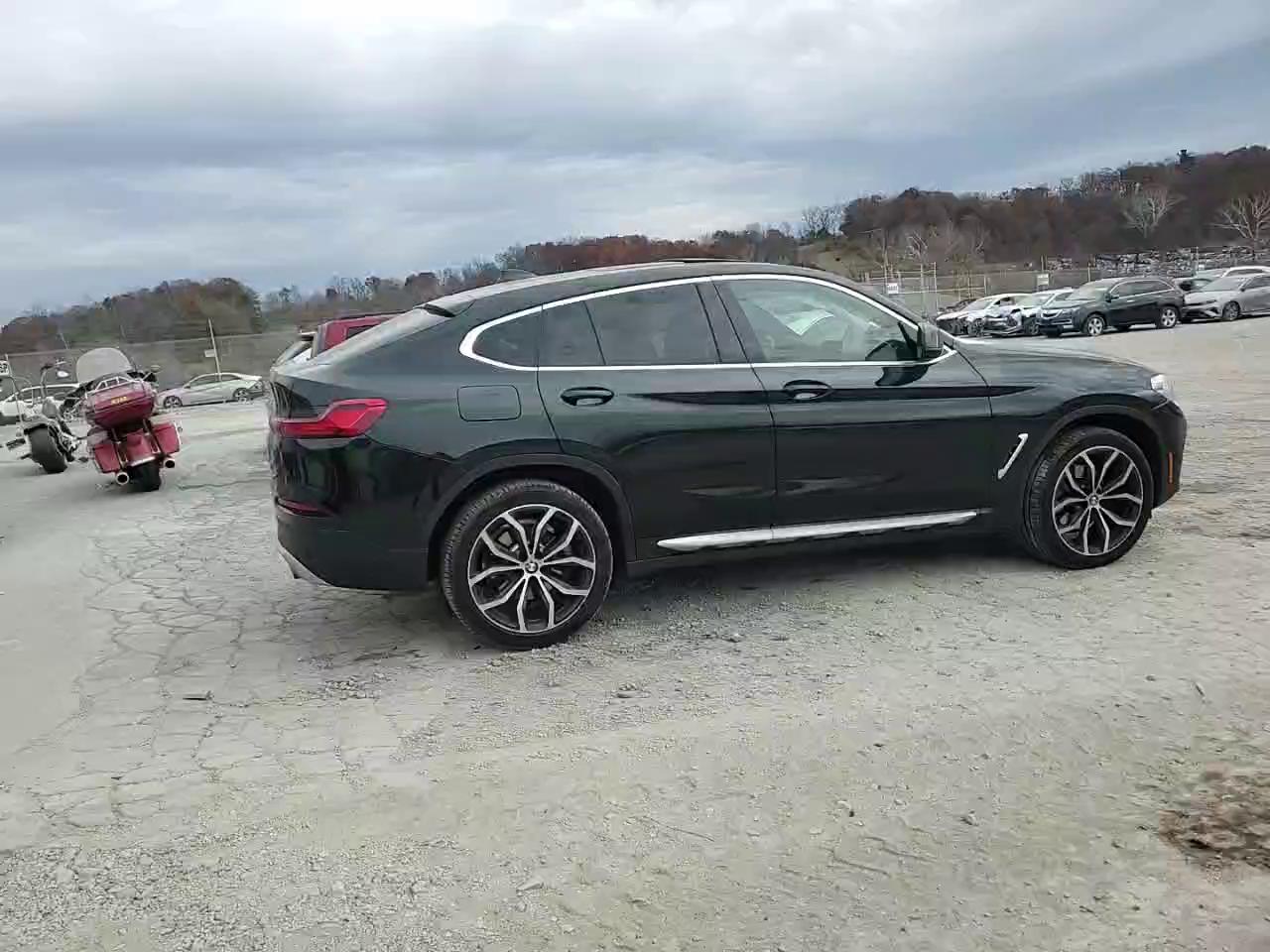 Фото: 5UX2V1C02M9F43235