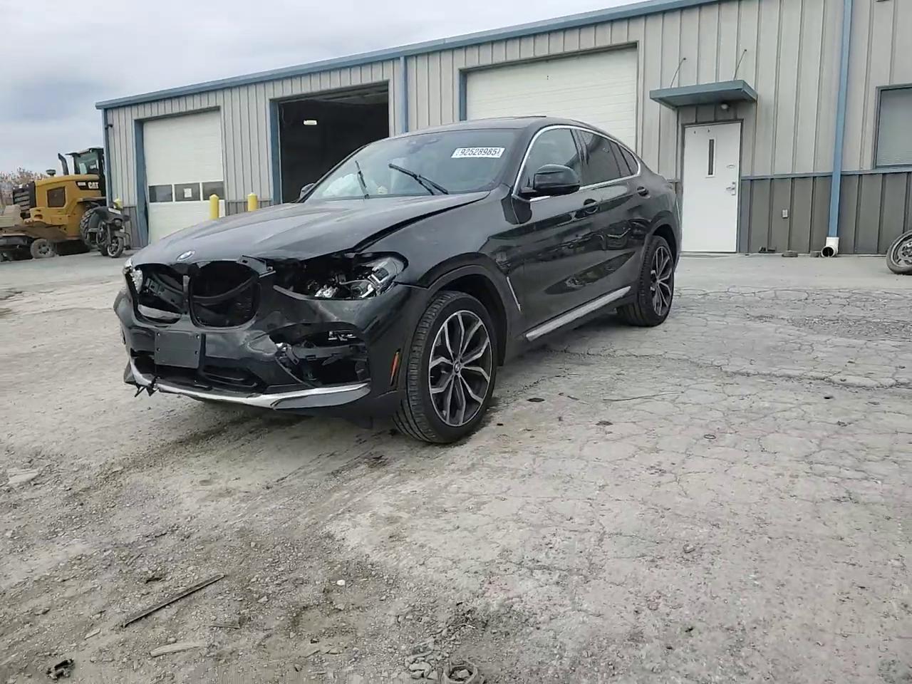 Фото: 5UX2V1C02M9F43235