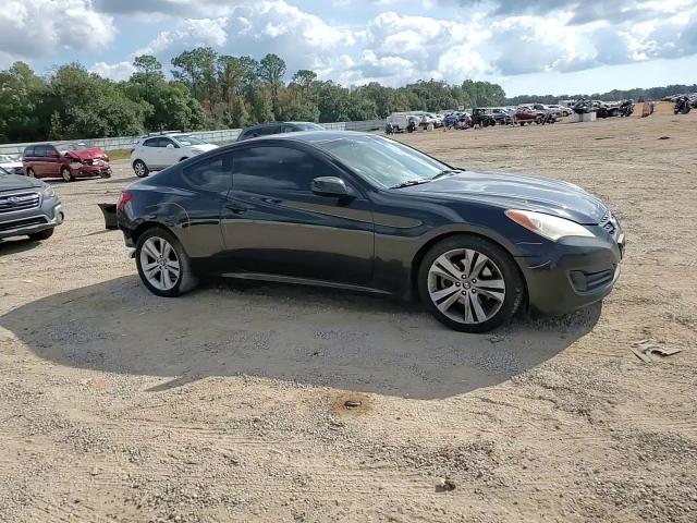2010 Hyundai Genesis Coupe 2.0T VIN: KMHHT6KD7AU017784 Lot: 93092695