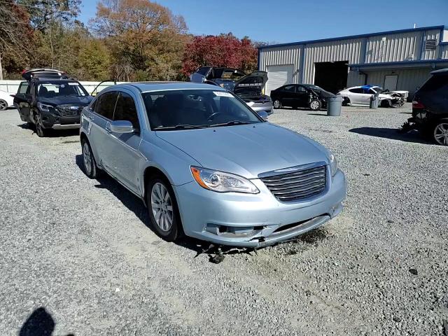 2014 Chrysler 200 Limited VIN: 1C3CCBCG8EN156942 Lot: 92414495