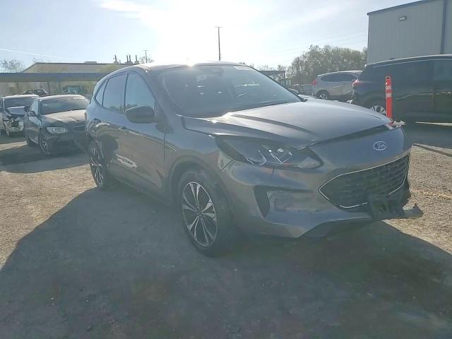 2022 Ford Escape Se VIN: 1FMCU0G69NUC00009 Lot: 94377305