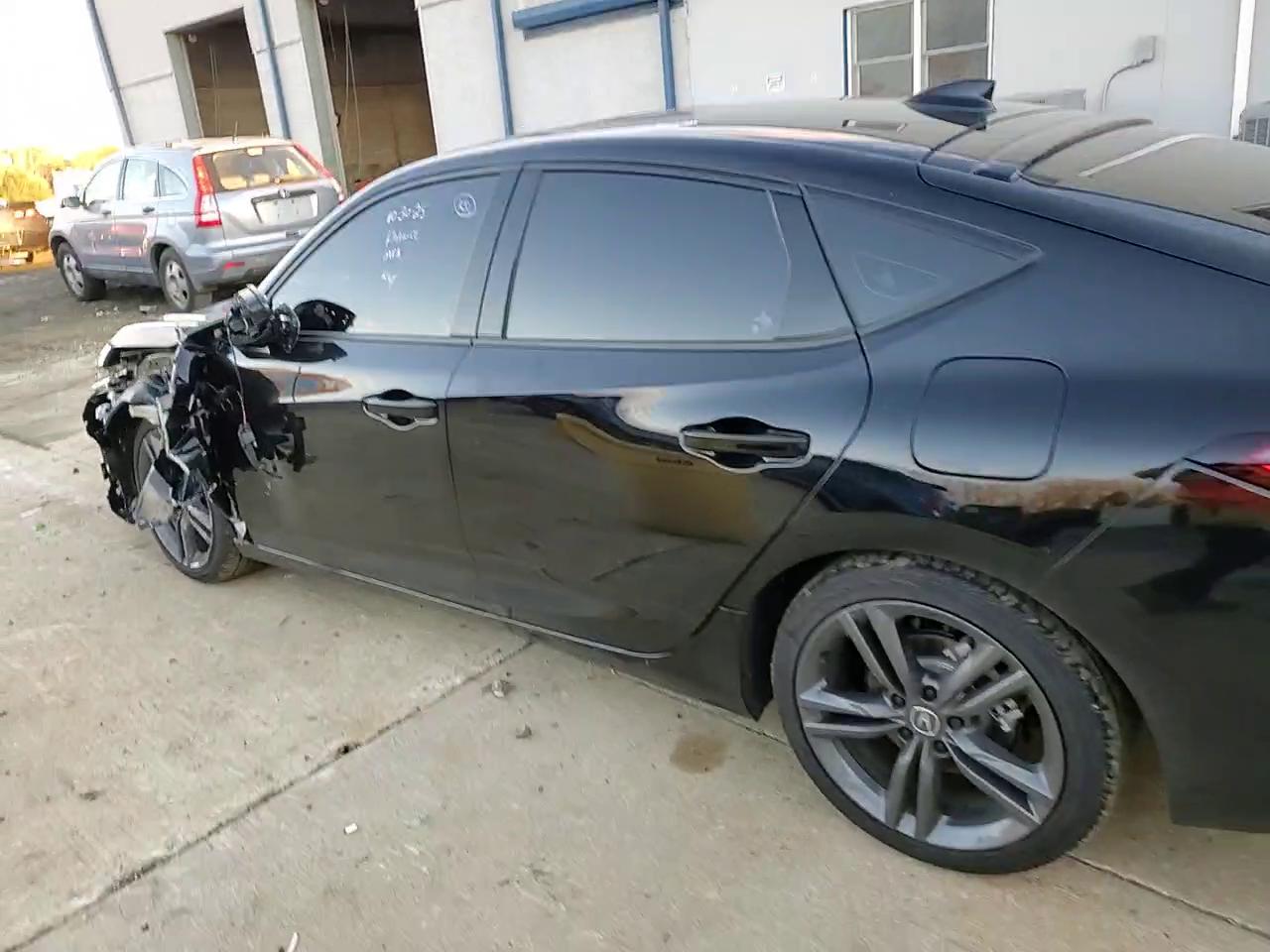 Фото: 19UDE4H66SA012817