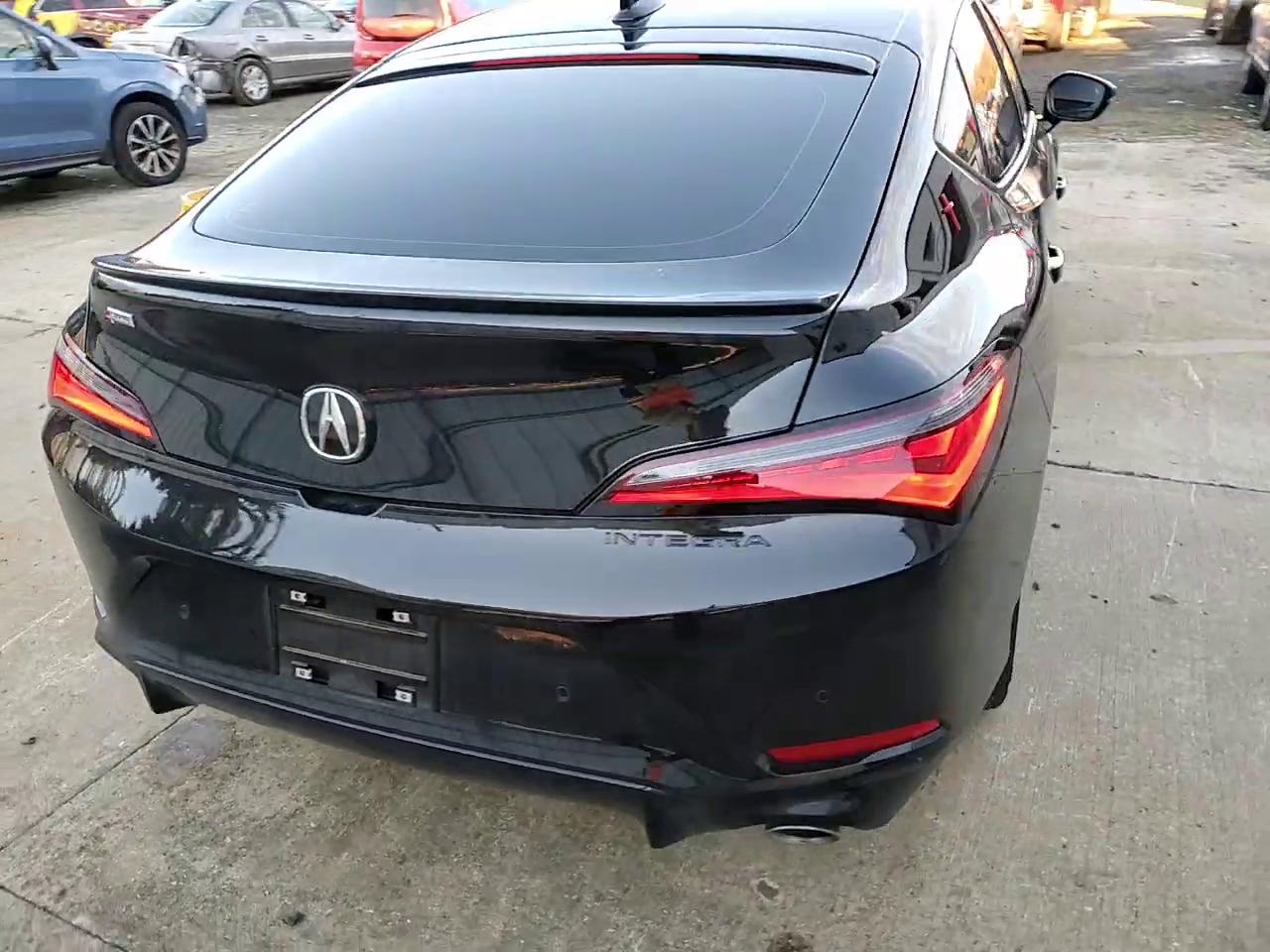 Фото: 19UDE4H66SA012817