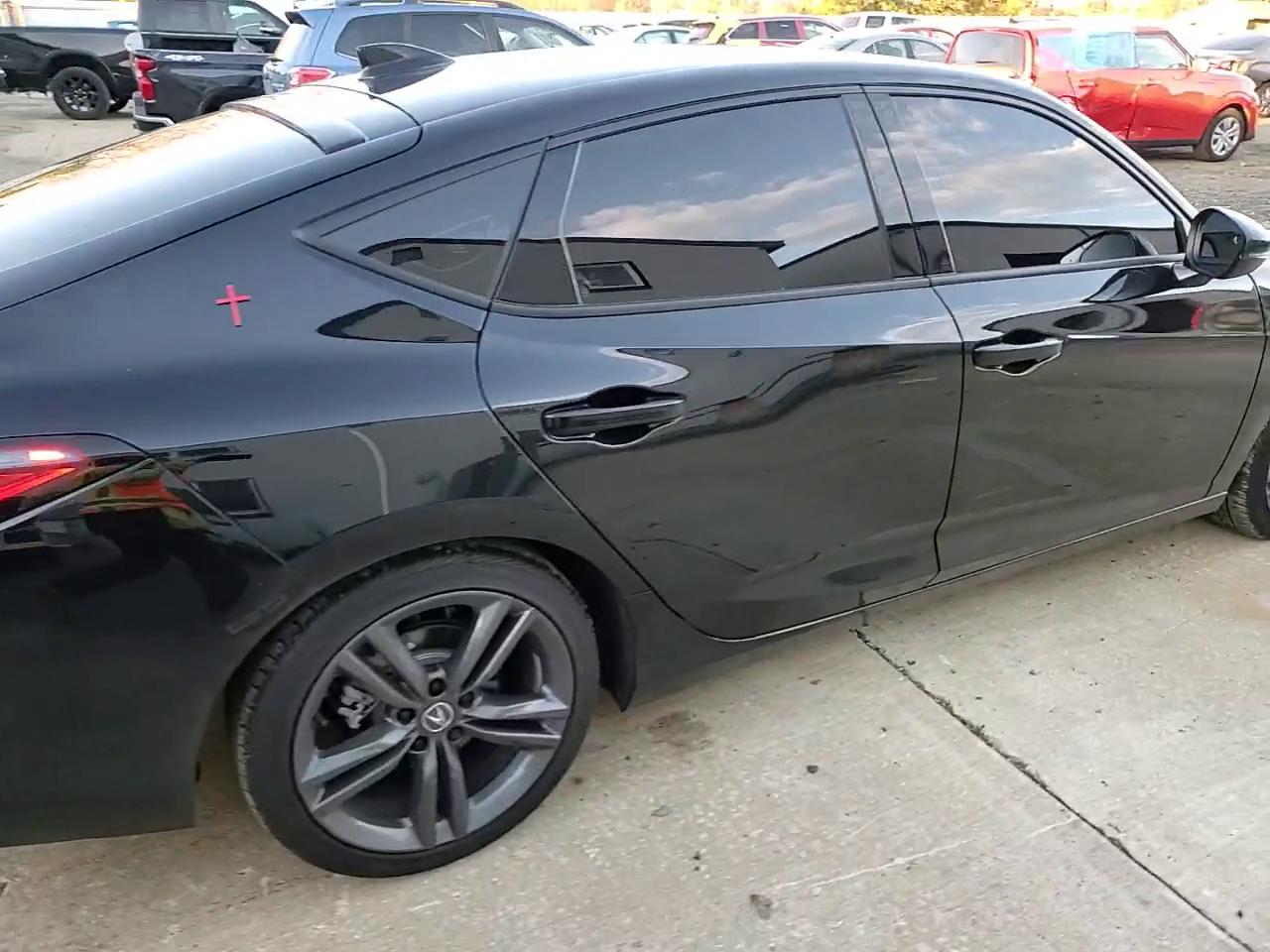 Фото: 19UDE4H66SA012817