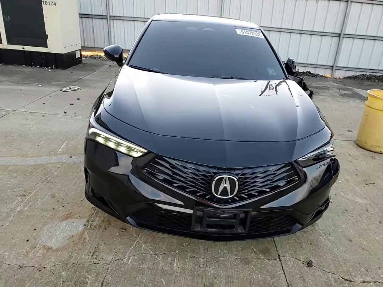 Фото: 19UDE4H66SA012817