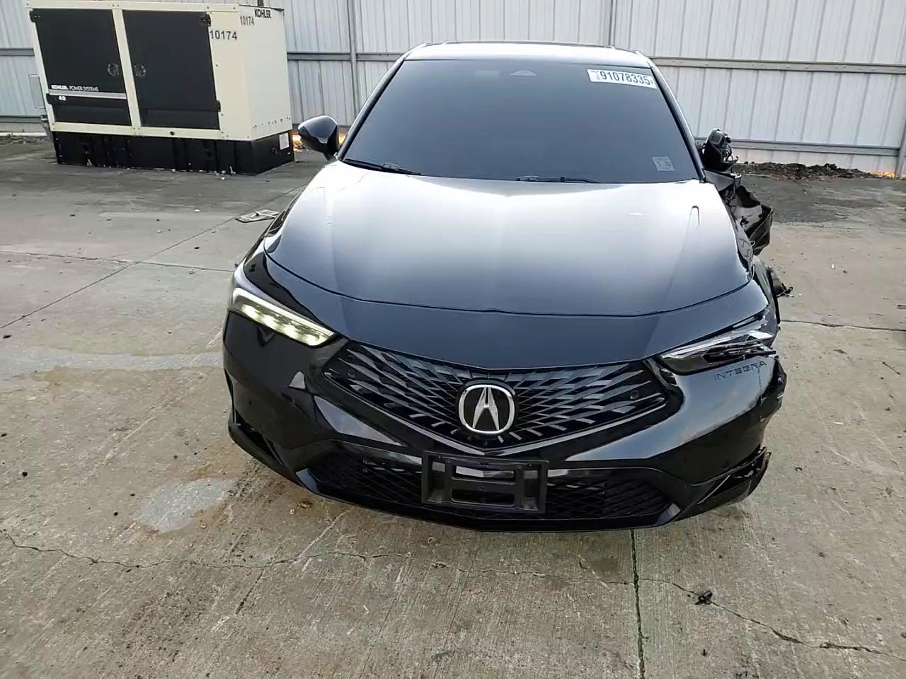 Фото: 19UDE4H66SA012817