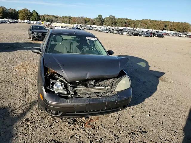 2006 Ford Focus Zx5 VIN: 1FAFP37N26W158604 Lot: 92393315