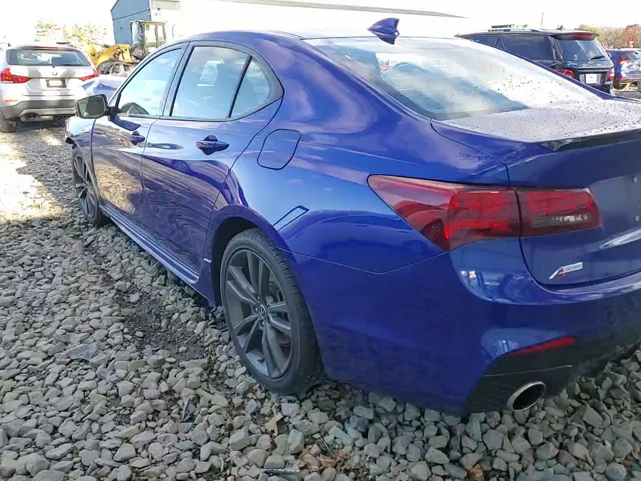 Фото: 19UUB3F63JA005375