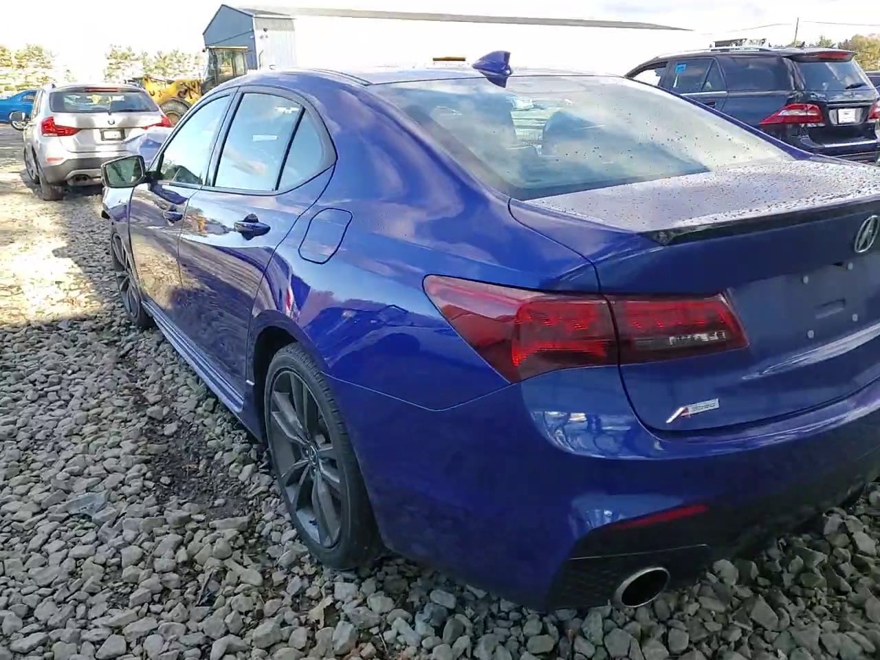 Фото: 19UUB3F63JA005375