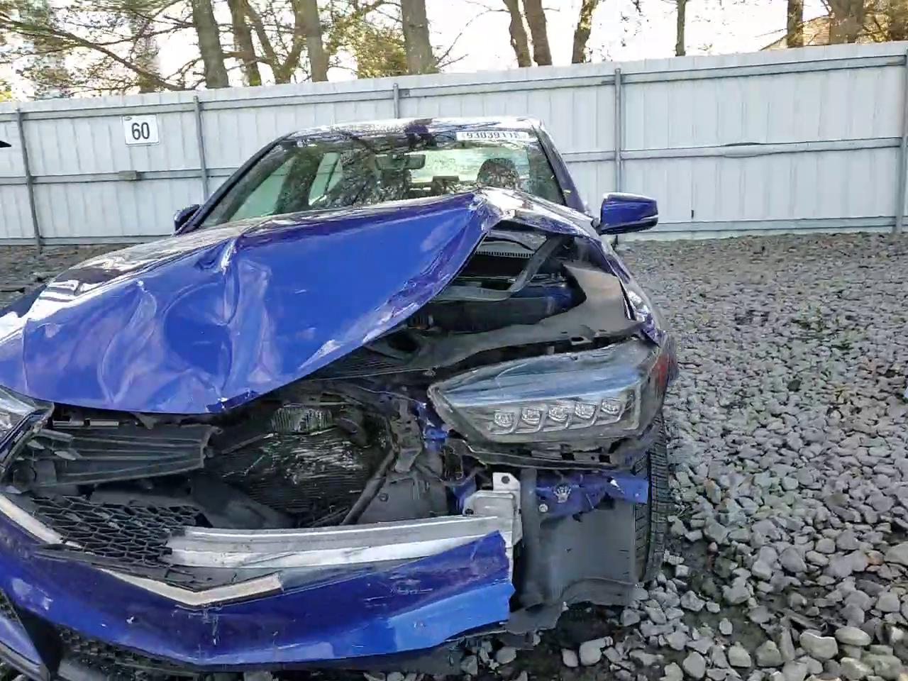 Фото: 19UUB3F63JA005375