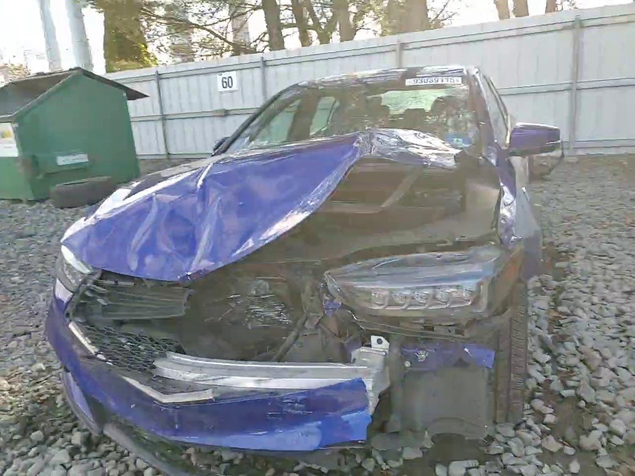 Фото: 19UUB3F63JA005375