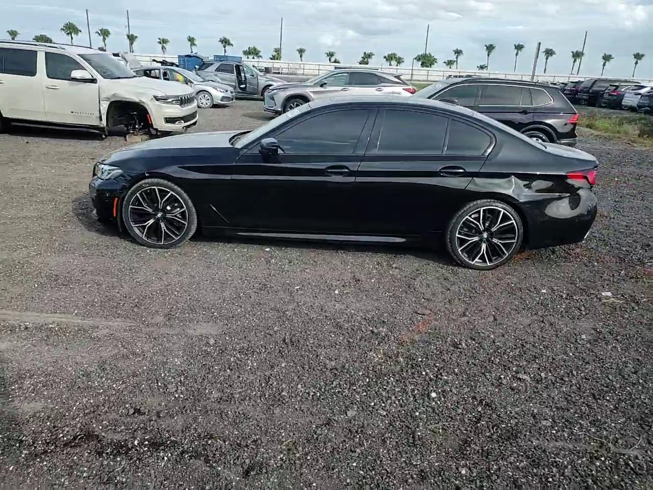 Фото: WBA53BH08MWX05013