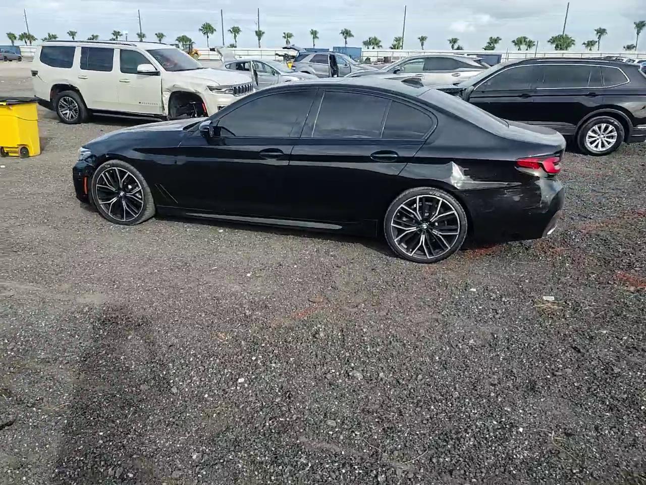 Фото: WBA53BH08MWX05013