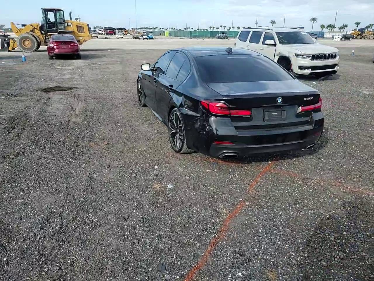 Фото: WBA53BH08MWX05013