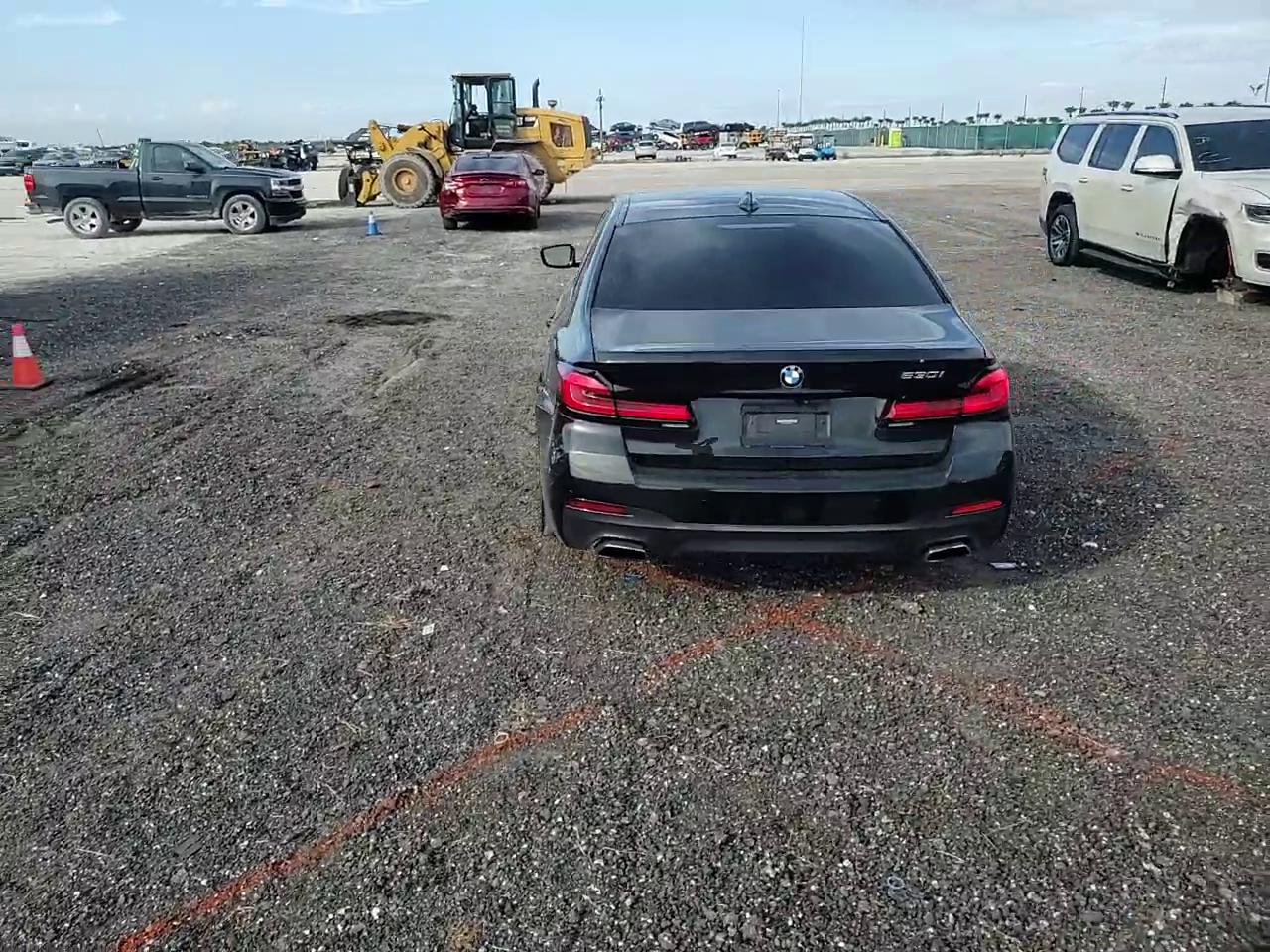 Фото: WBA53BH08MWX05013