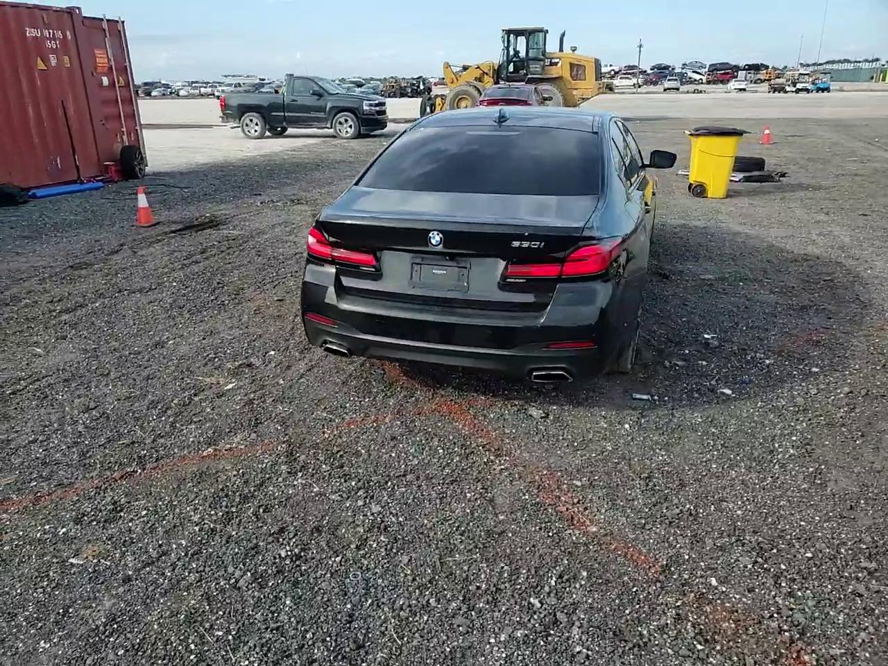 Фото: WBA53BH08MWX05013