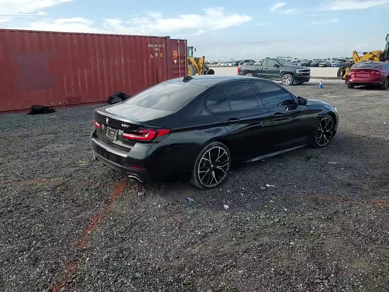 Фото: WBA53BH08MWX05013