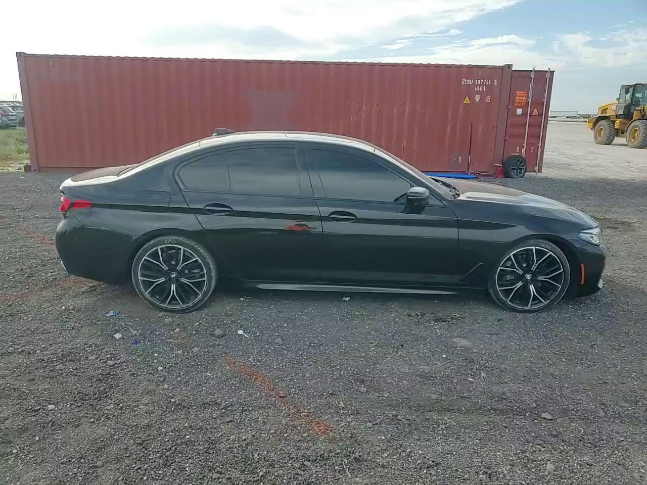 Фото: WBA53BH08MWX05013