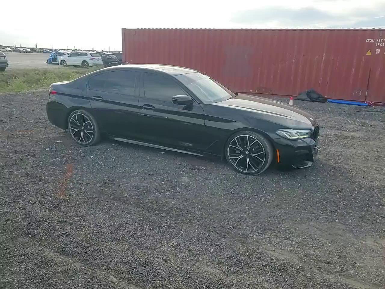 Фото: WBA53BH08MWX05013