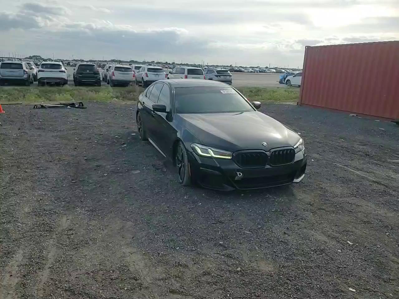 Фото: WBA53BH08MWX05013