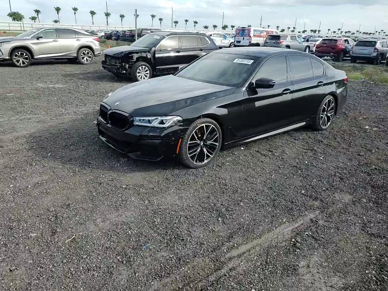 Фото: WBA53BH08MWX05013