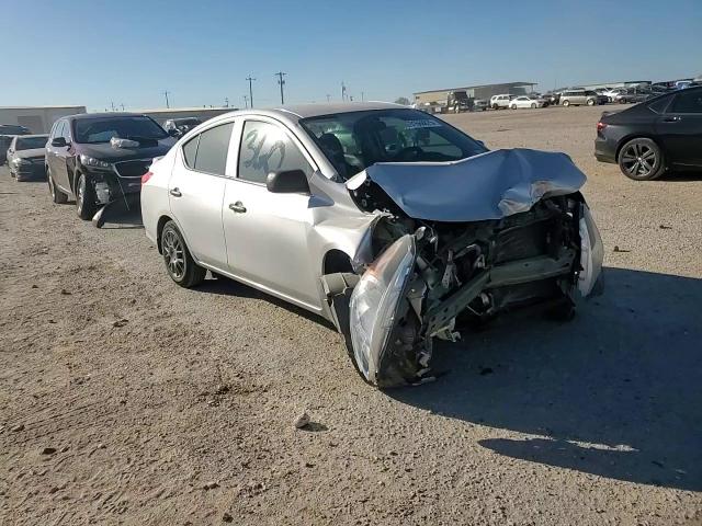 2015 Nissan Versa S VIN: 3N1CN7AP5FL912513 Lot: 91668875