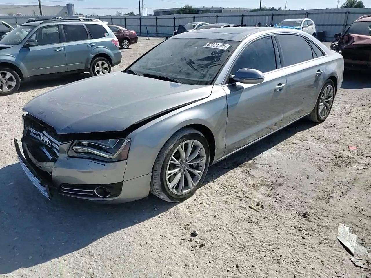 Фото: WAURVAFD8BN020766