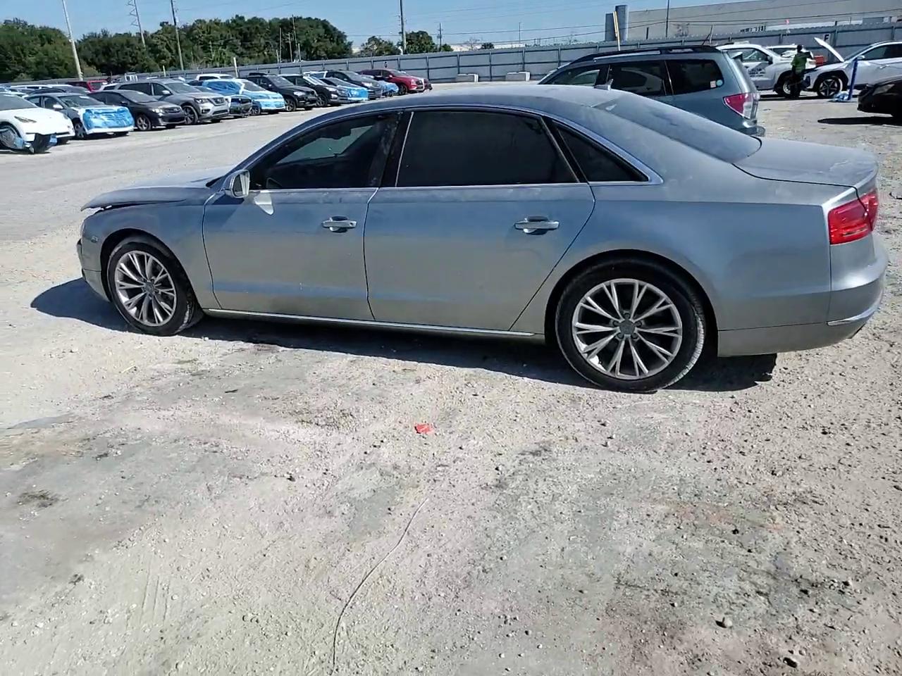 Фото: WAURVAFD8BN020766