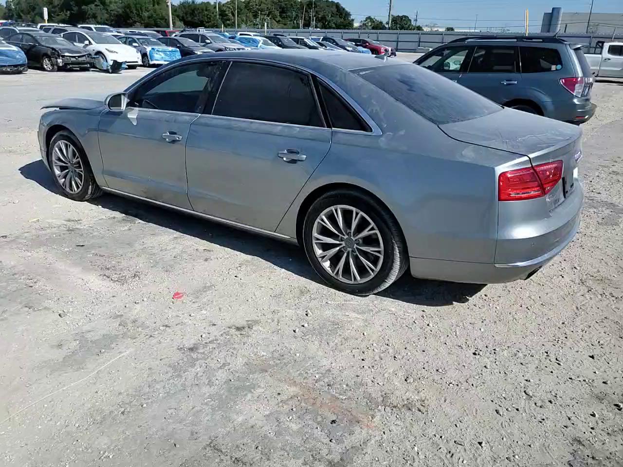 Фото: WAURVAFD8BN020766