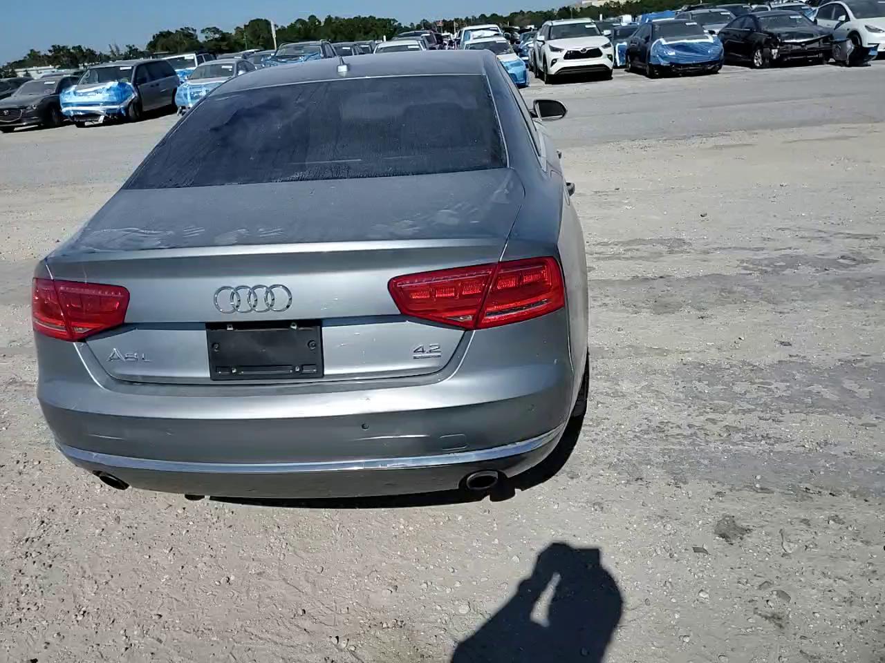 Фото: WAURVAFD8BN020766