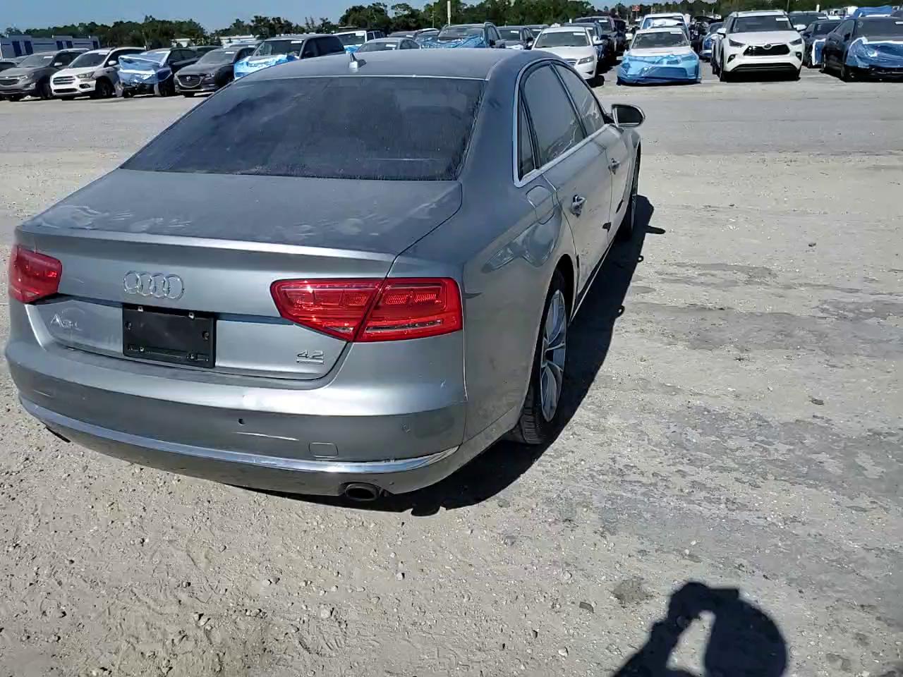 Фото: WAURVAFD8BN020766