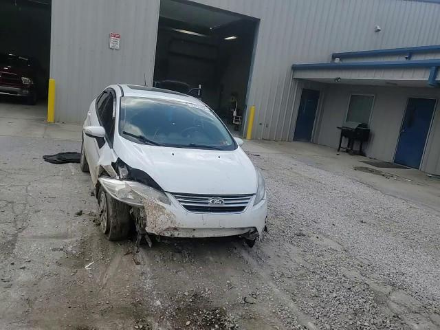 2013 Ford Fiesta Se VIN: 3FADP4BJ3DM176396 Lot: 92925065
