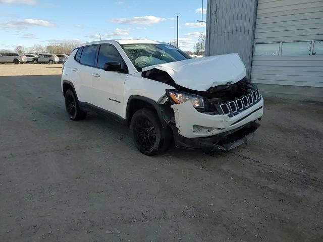 2018 Jeep Compass Sport VIN: 3C4NJDAB2JT374737 Lot: 93079115