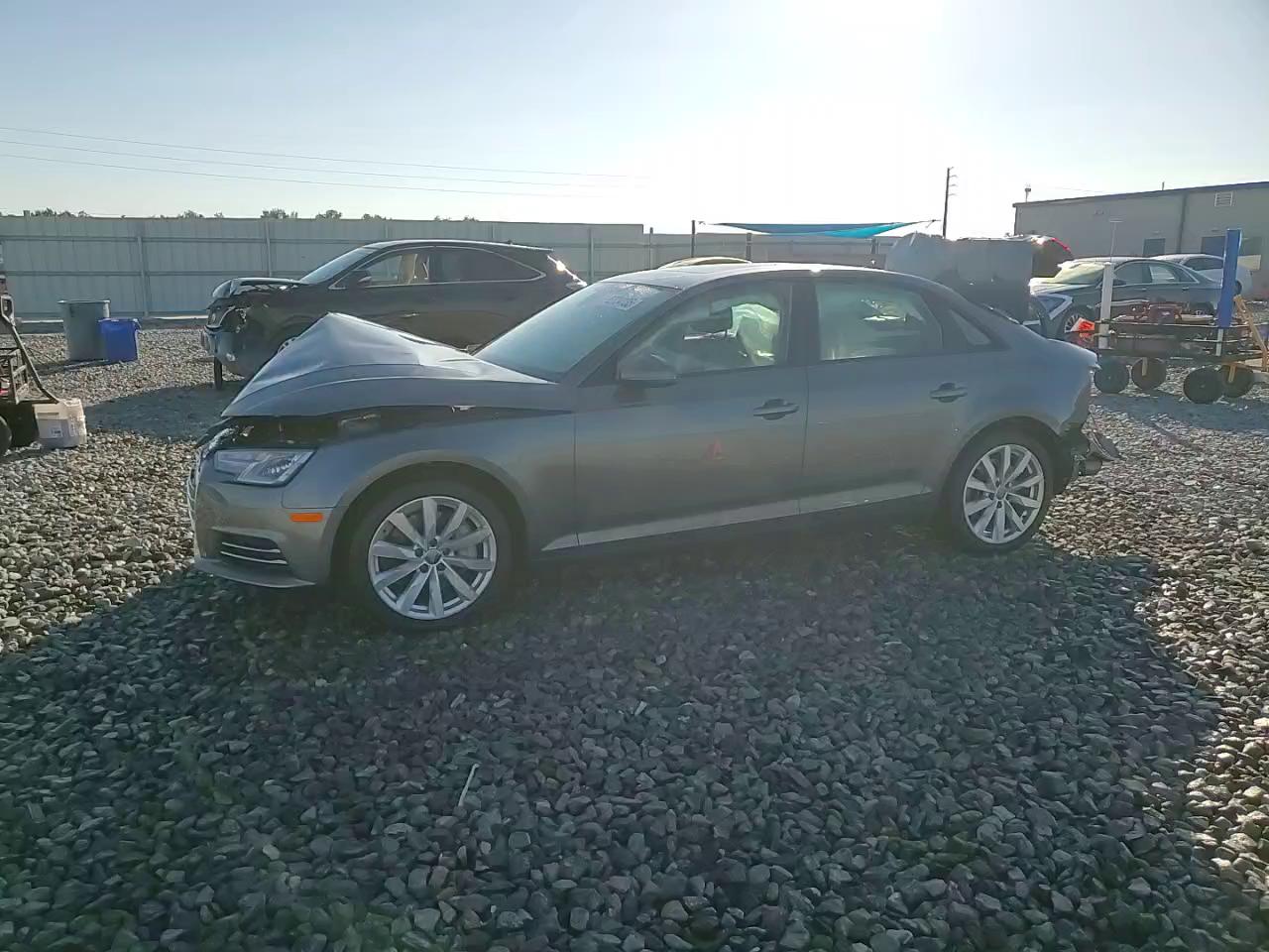 Фото: WAUANAF44HN062065