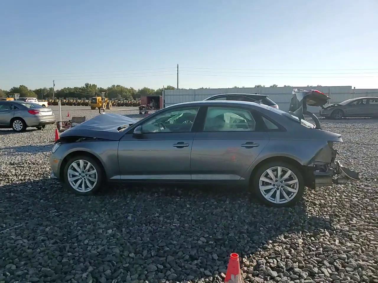 Фото: WAUANAF44HN062065