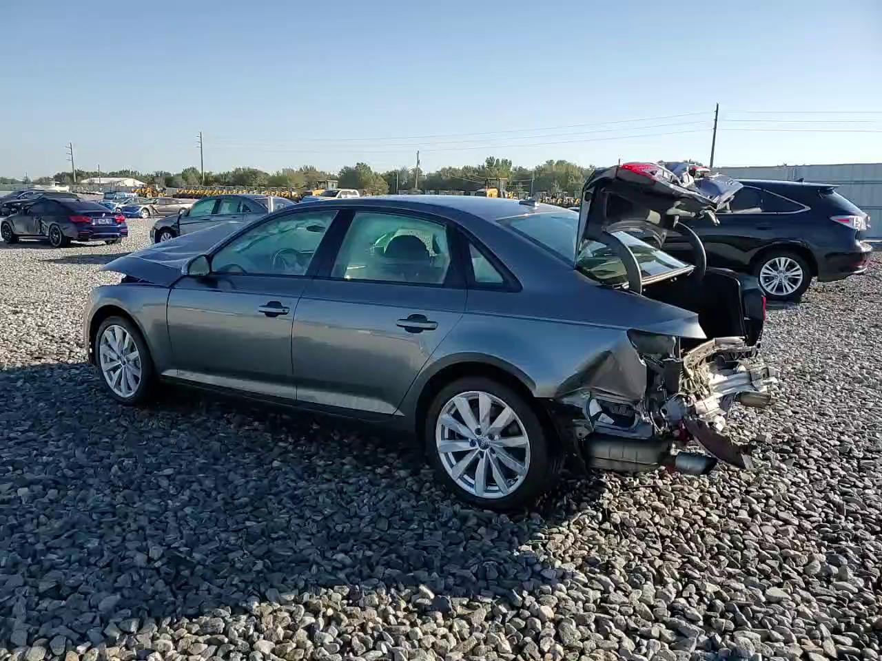 Фото: WAUANAF44HN062065