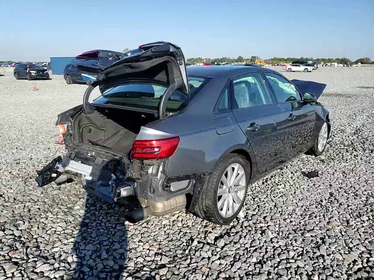 Фото: WAUANAF44HN062065