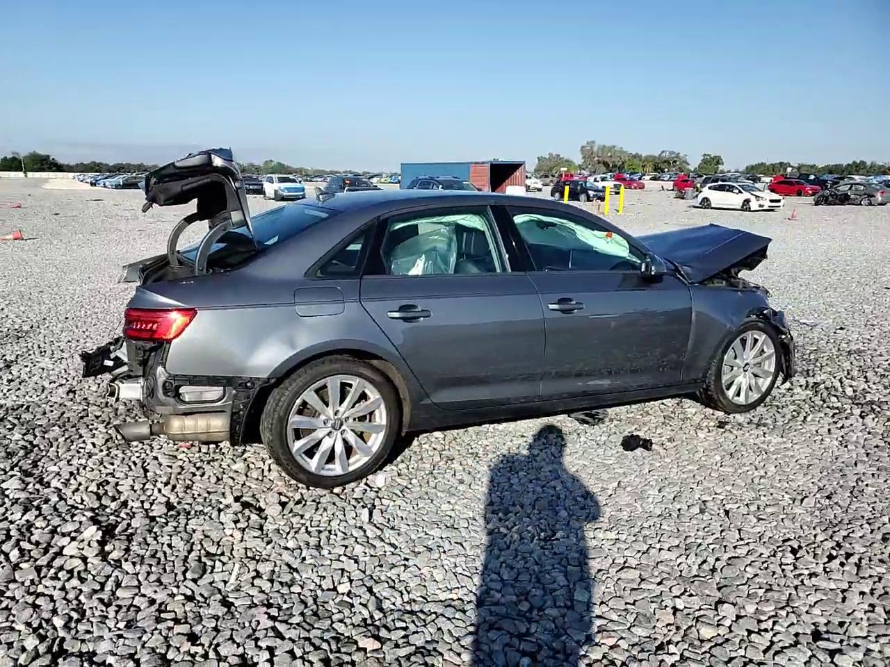 Фото: WAUANAF44HN062065