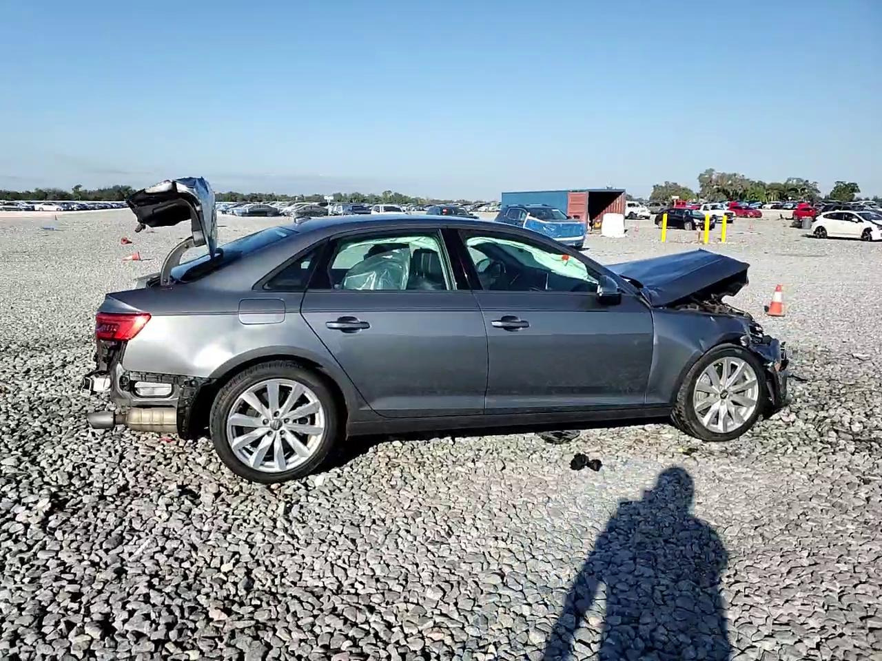 Фото: WAUANAF44HN062065