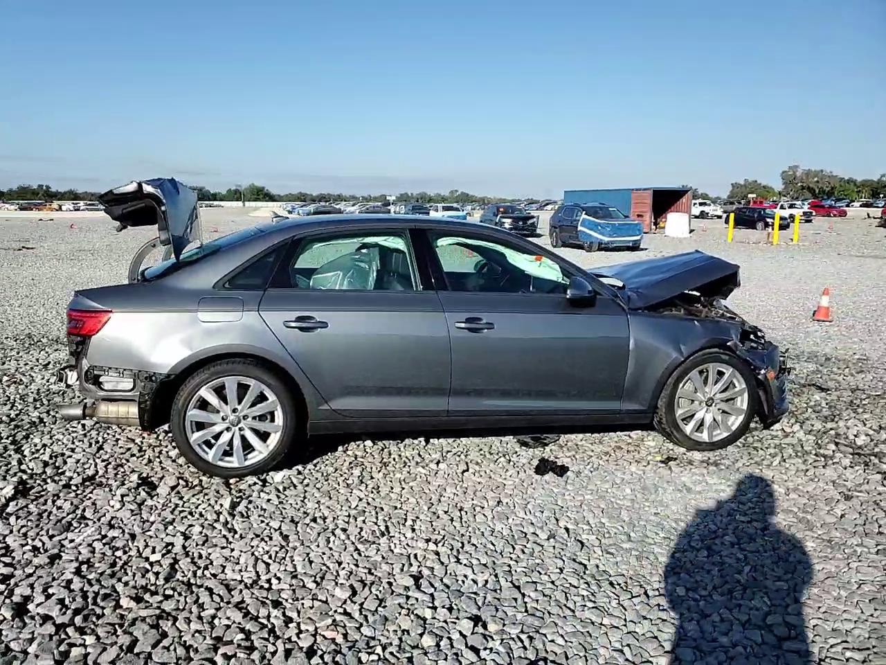 Фото: WAUANAF44HN062065