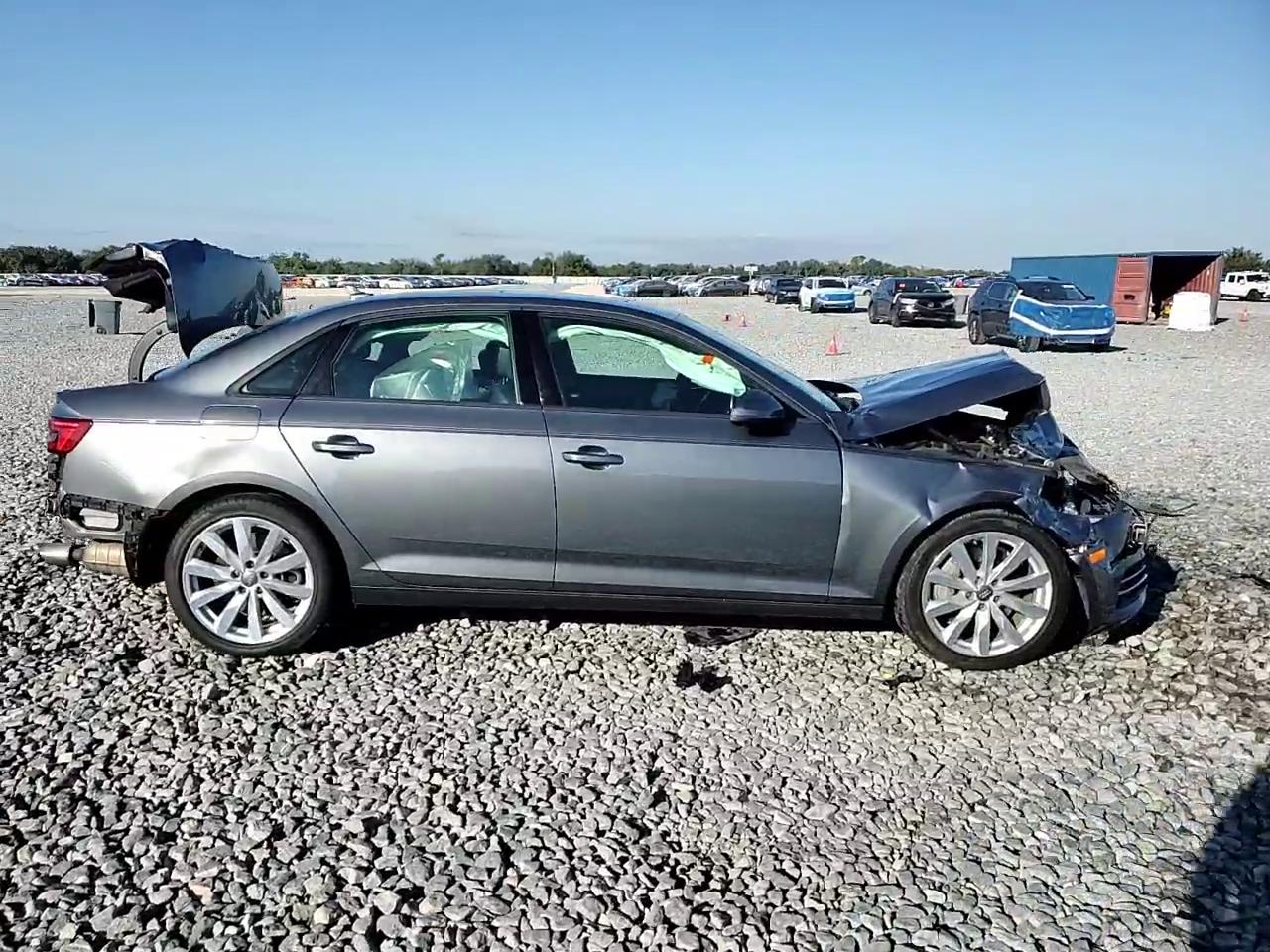 Фото: WAUANAF44HN062065