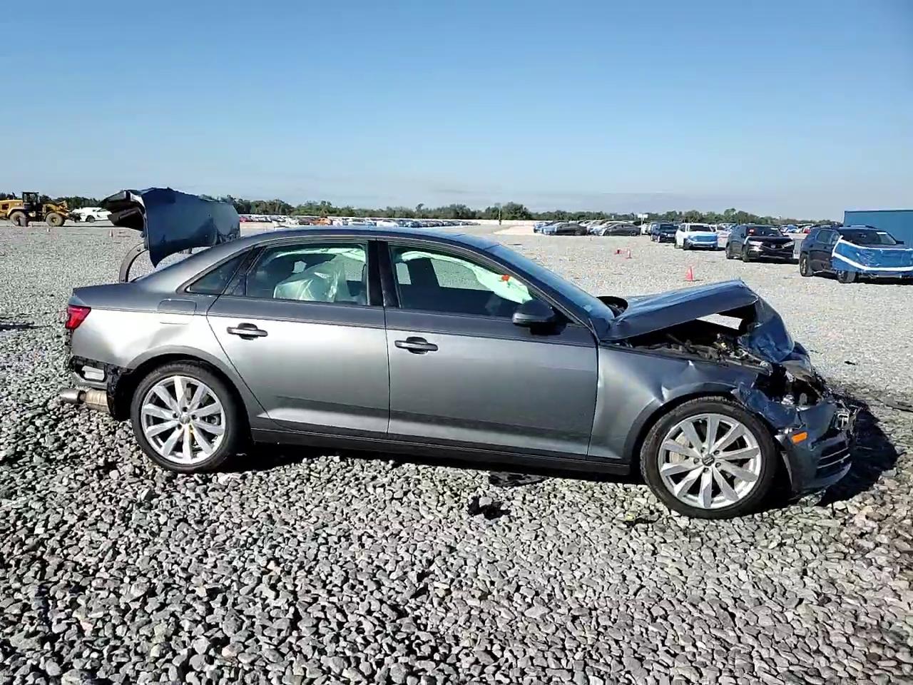 Фото: WAUANAF44HN062065