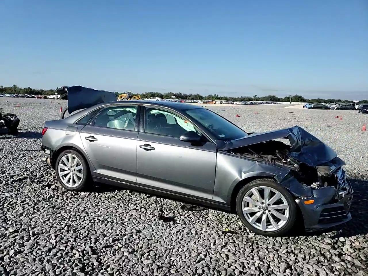 Фото: WAUANAF44HN062065